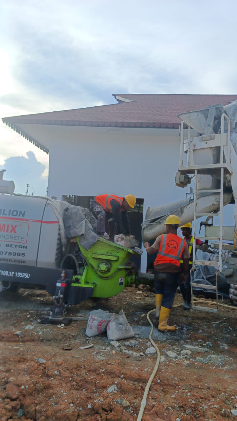 Stationery Pump Conrete PT Artanusa Beton