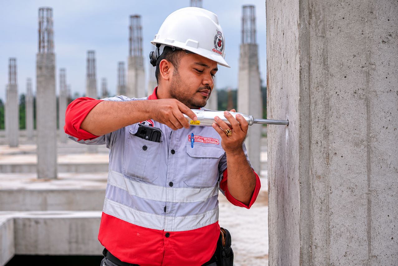 Tingkatkan Kepercayaan Konsumen Melalui Pengujian Beton Metode NDT Hammer Test